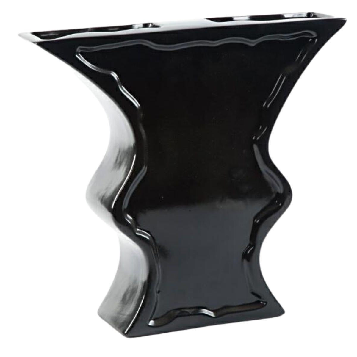 Vaso sagomato nero 37X10H34