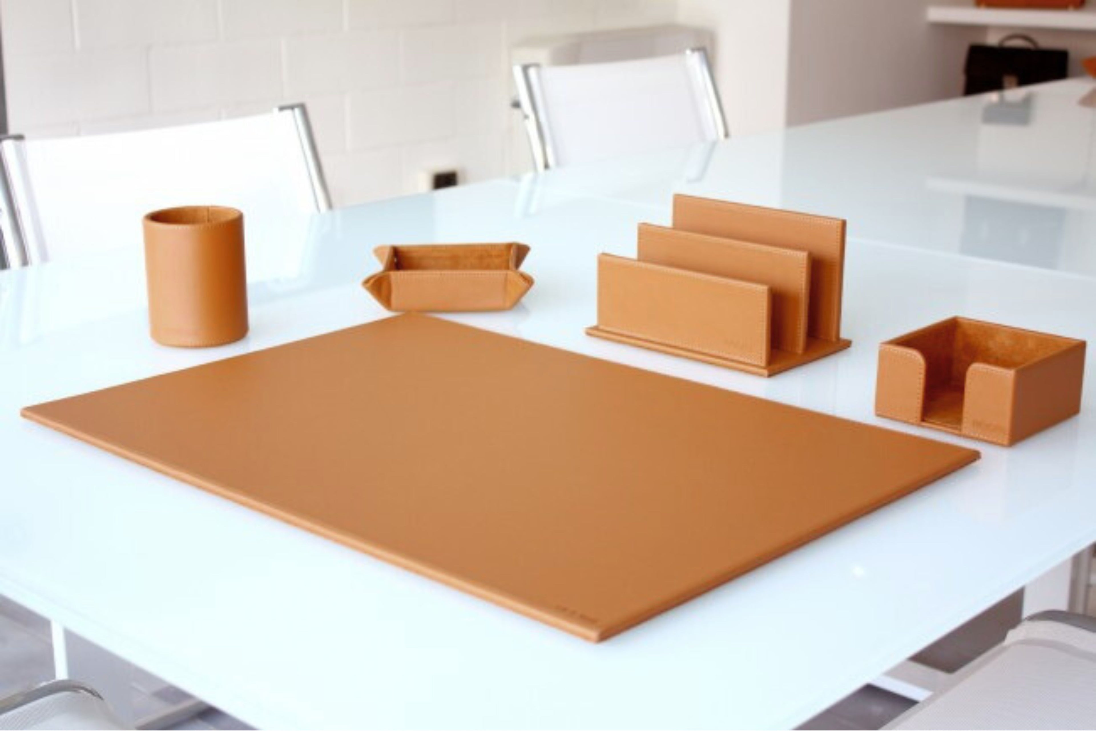 Completo per ufficio marrone